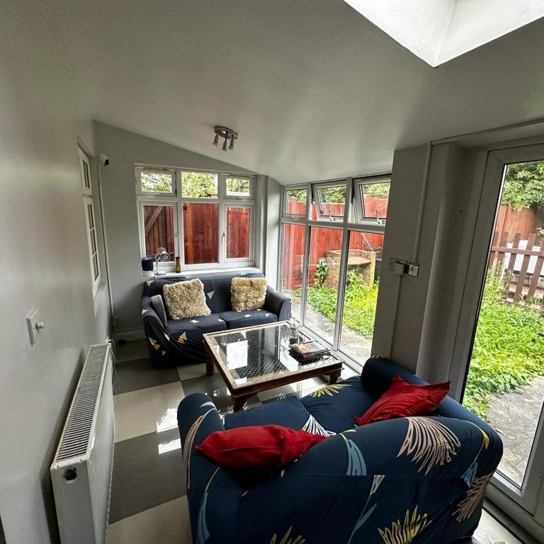 Aparthotel London Comfy Doubles Exteriér fotografie